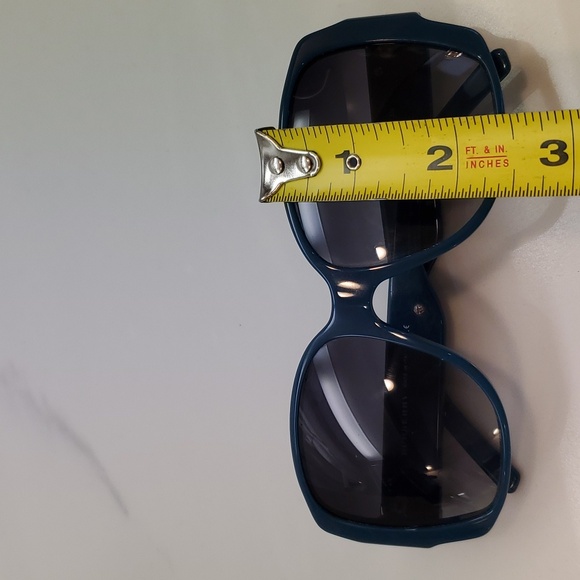 Burberry Teal Sunglasses - Picture 15 of 16